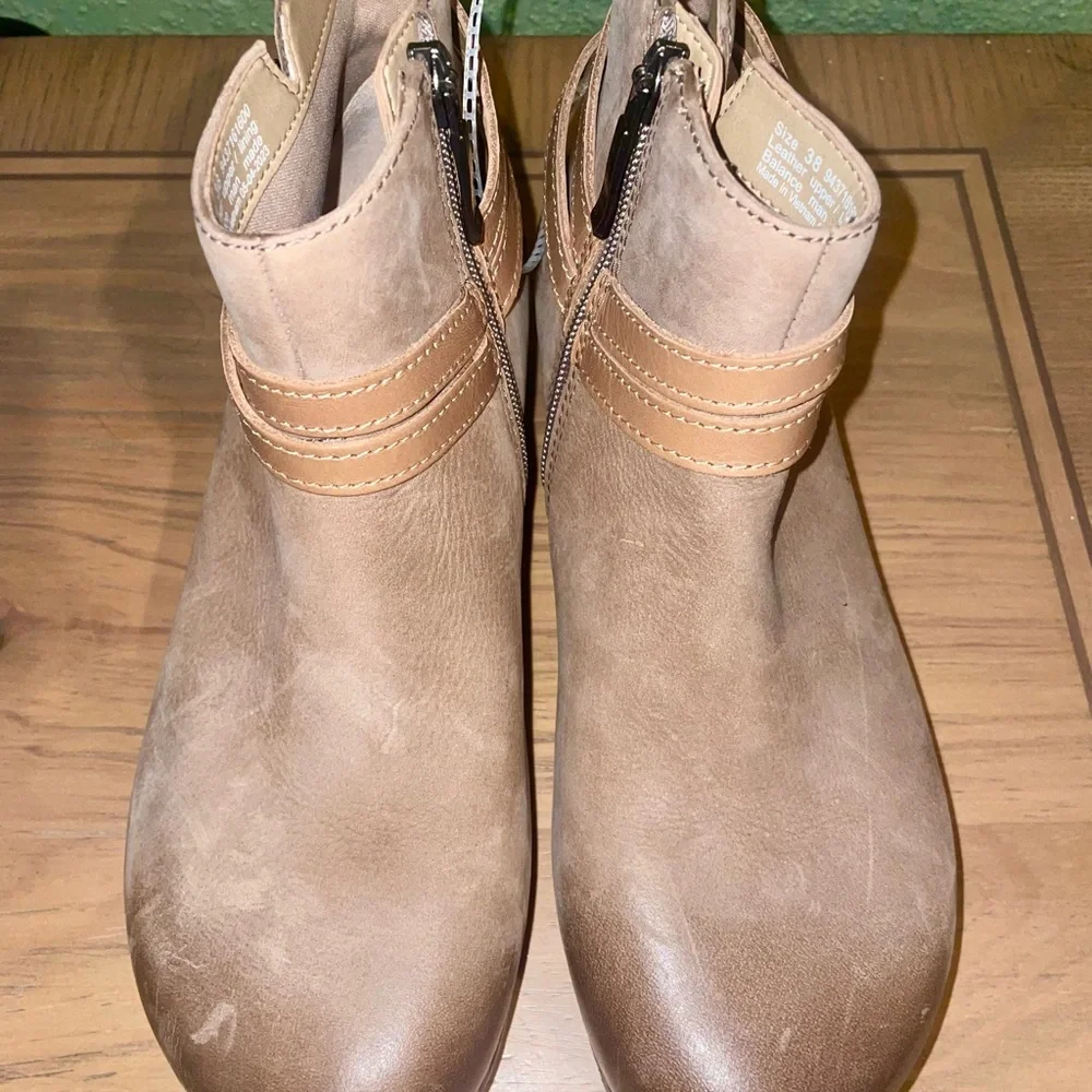 🆕Dansko Women Ankle Boots Brook Nubuck Taupe Burnished  7-7.5/38  $184 - Picture 13 of 15